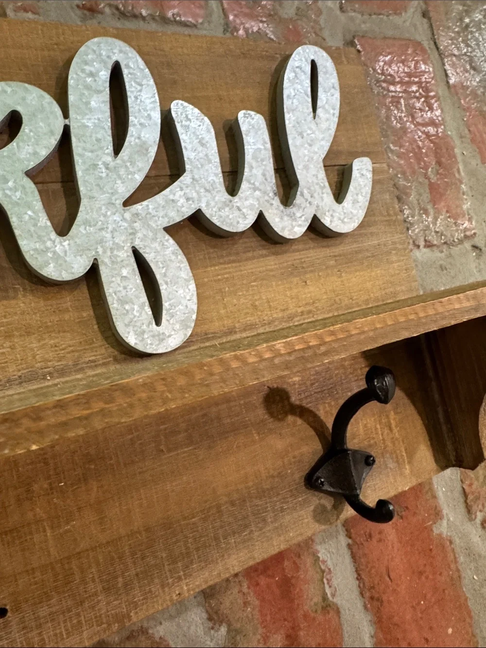 Thankful Wooden Wall Sign/Shelf with Hooks